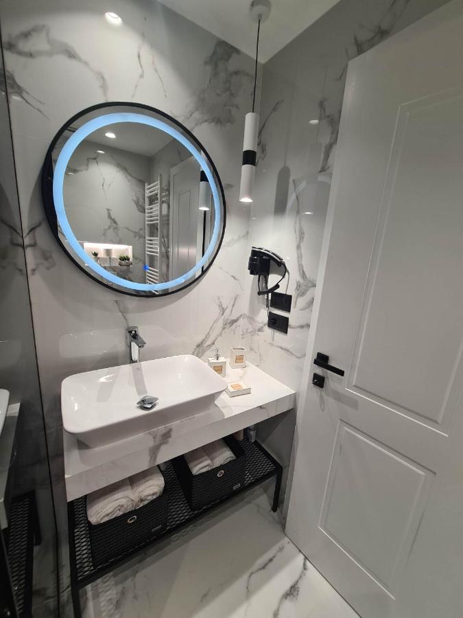 Grey Luxury Apartment Gjirokastër Eksteriør bilde